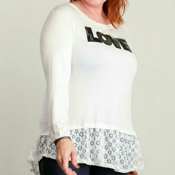 ➕ LOVE Crochet Hem Blouse - Picture 2 of 3